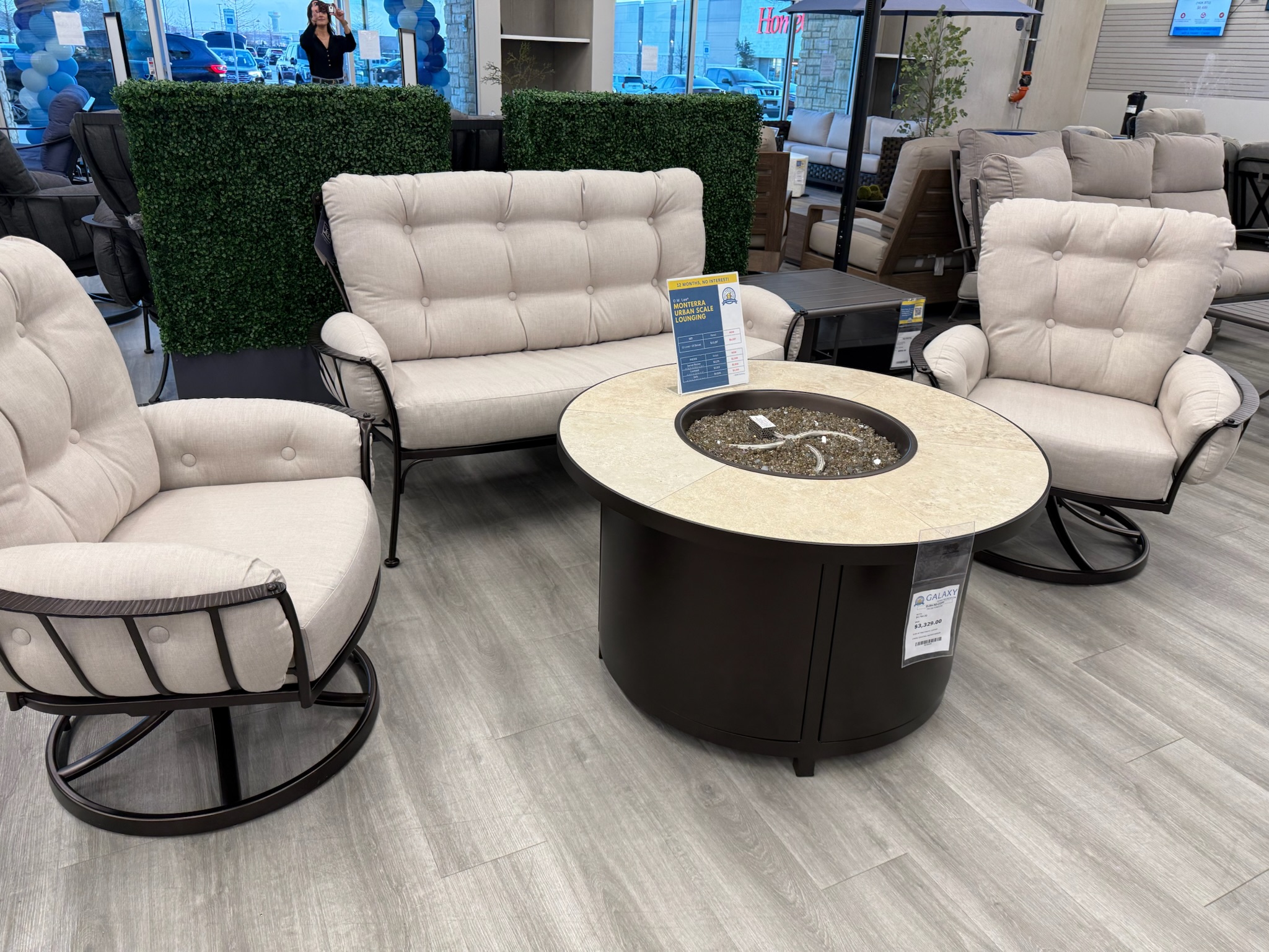Patio furniture at Prosper